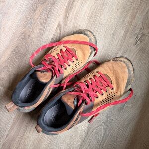 Danner 2650 trail hiking shoe